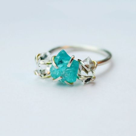 https://www.demo2.gigabyteltd.com/images/thumbs/0000075_vintage-style-engagement-ring_450.jpeg